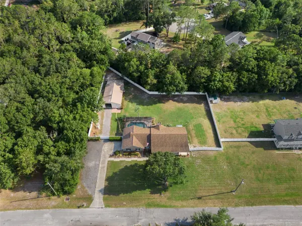 4205 CHASE DR, Wesley Chapel, FL 33543