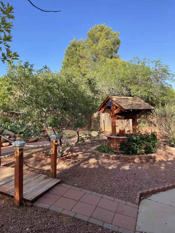 168 N 200 W, Ivins, UT 84738