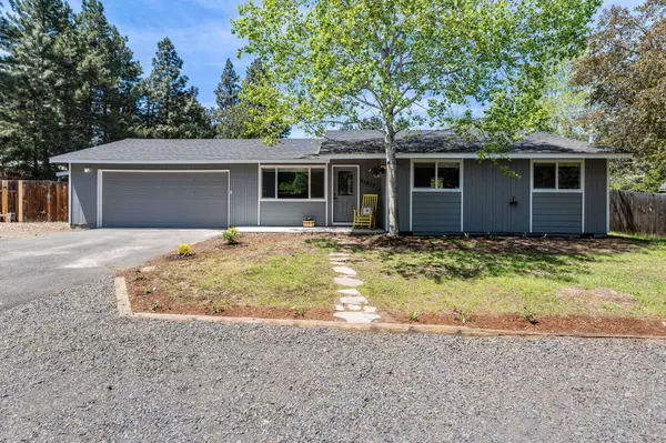61805 Fargo Ln, Bend, OR 97702