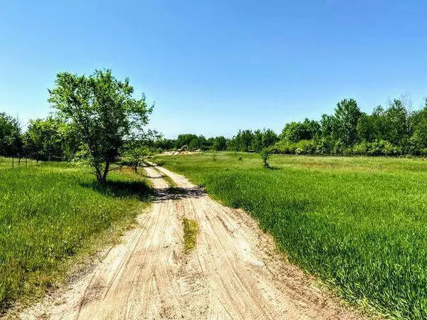 22xx 120th AVE, Braham, MN 55006