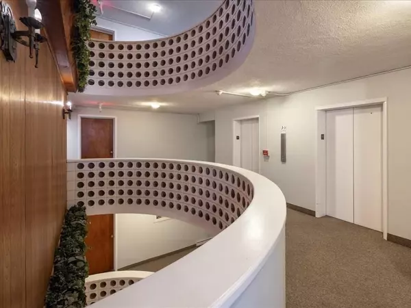 53 Melrose St #4E, Melrose, MA 02176