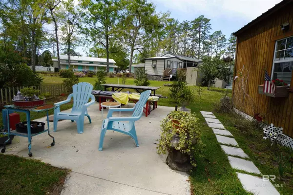 24711 County Road 20 #B9, Elberta, AL 36530