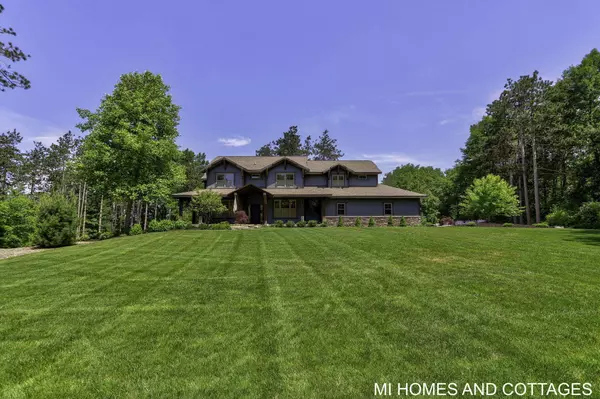 6413 Sand Castle Drive, Holland, MI 49423