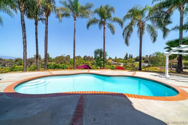 3144 Alta Verde Dr, Fallbrook, CA 92028