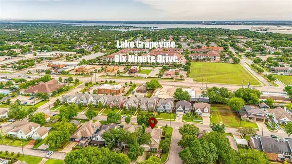 626 E Wall Street, Grapevine, TX 76051
