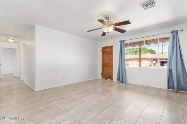 1112 S BONNIE Lane, Tempe, AZ 85281