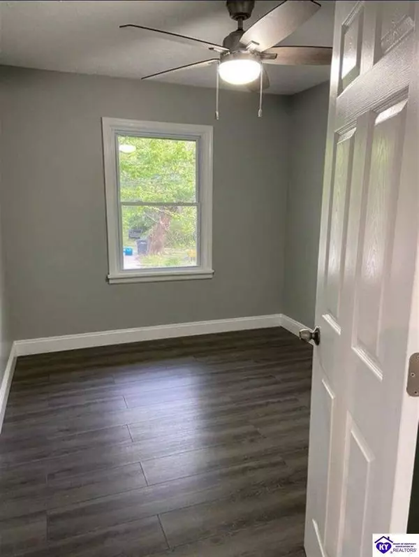 97 Cedar Hill Drive, Elizabethtown, KY 42701