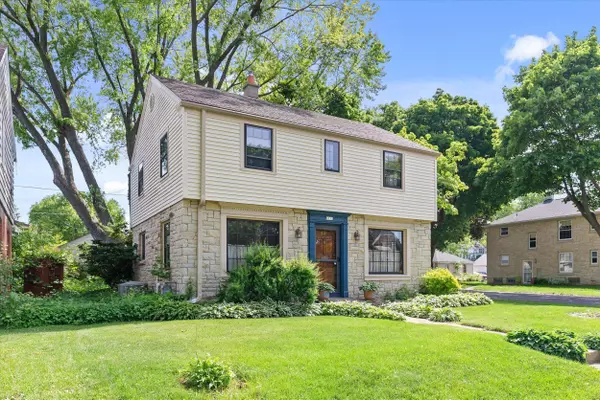 6333 W Chambers, Milwaukee, WI 53210