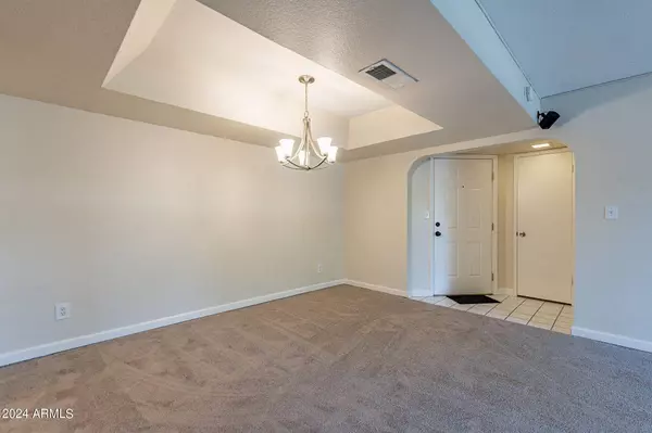 10444 N 69TH Street #217, Paradise Valley, AZ 85253