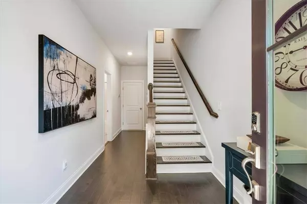 6035 Saffron WAY, Roswell, GA 30076