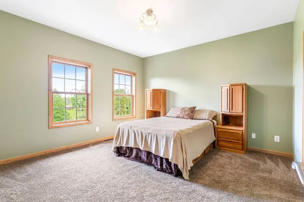 17081 River View LN SE, Becker Twp, MN 55309