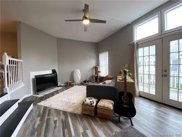 932 Quinnipiac Avenue #APT 5, New Haven, CT 06513