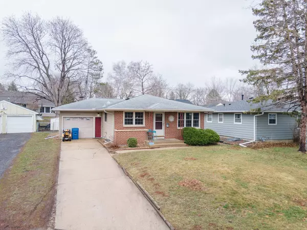 1640 1st AVE NE, Rochester, MN 55906