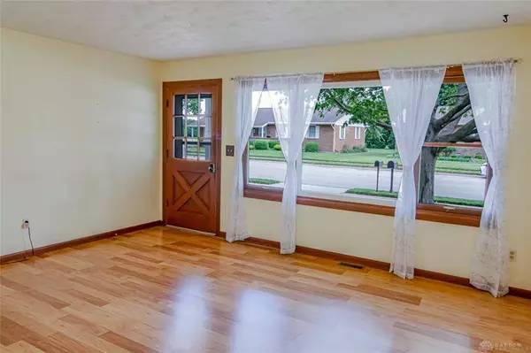 104 White Oak Drive, Pleasant Hill, OH 45359