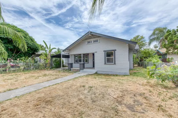 3212 E Platt Avenue, Fresno, CA 93702