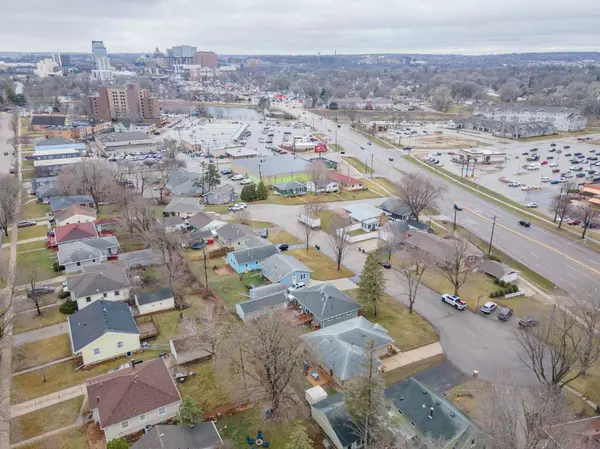 1640 1st AVE NE, Rochester, MN 55906