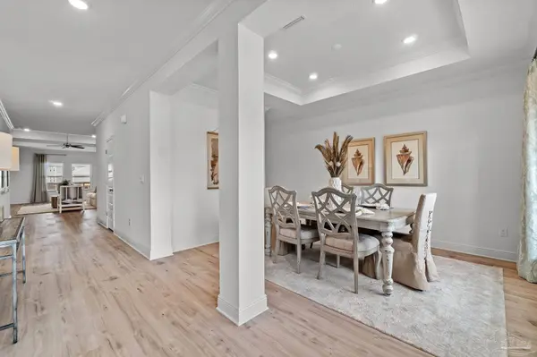 6508 Captiva Dr, Milton, FL 32570