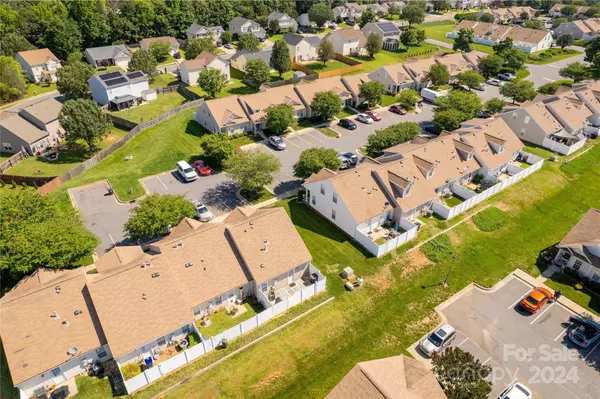 1433 Jasper Ridge DR, Fort Mill, SC 29707