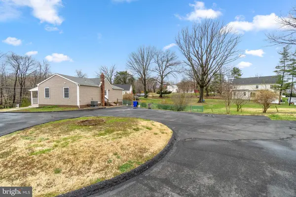 8553 DAVIS RD, Columbia, MD 21045