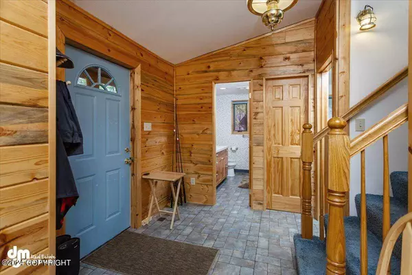 4700 W Beverly Lake RD, Wasilla, AK 99623