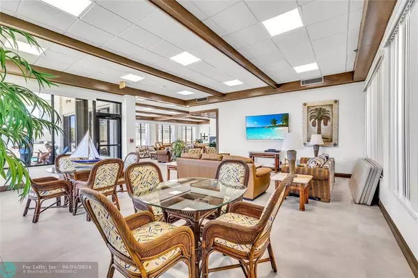 812 N Ocean Blvd  #503, Pompano Beach, FL 33062