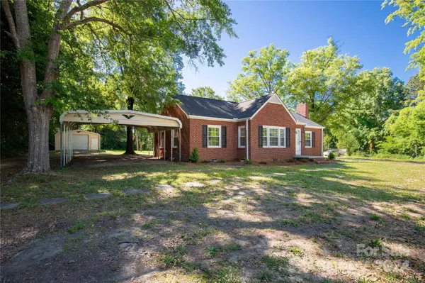 2015 Great Falls HWY, Lancaster, SC 29720