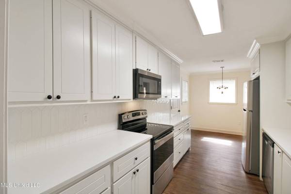 276 Belaire Drive, Pearl, MS 39208