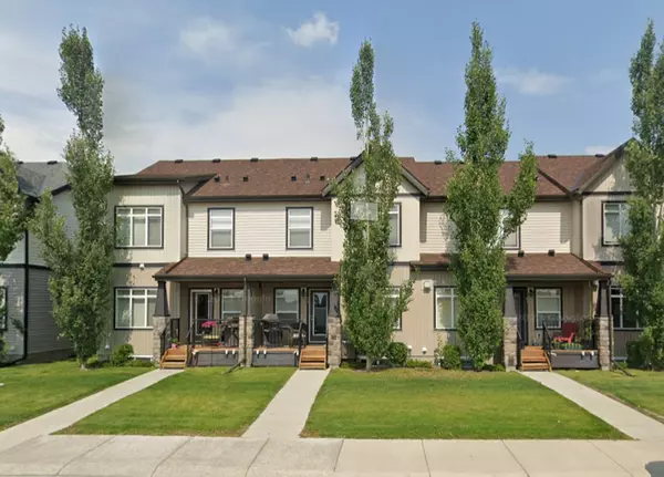 57 Copperpond Lndg SE, Calgary, AB T2Z 1G6