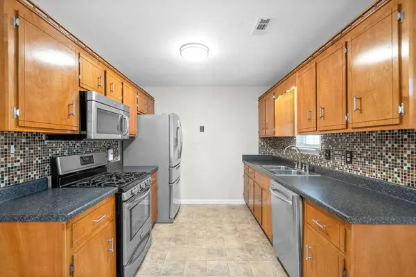 129 Bumpus Mill Rd, Oak Grove, KY 42262