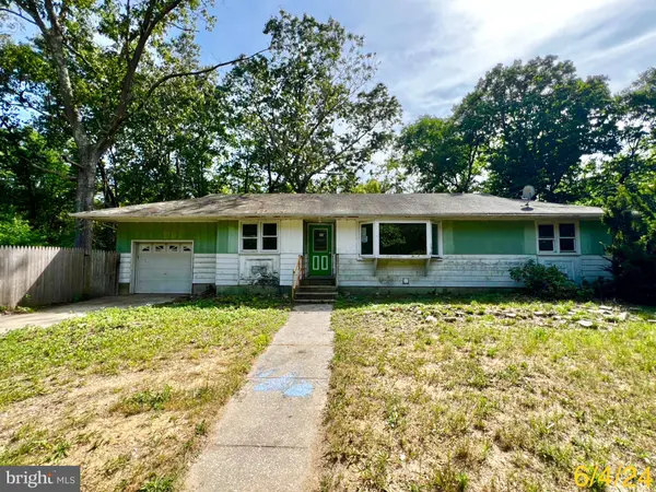 712 FIFTH RD, Mays Landing, NJ 08330