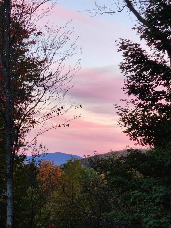 362 Miller RD, Dalton, NH 03598