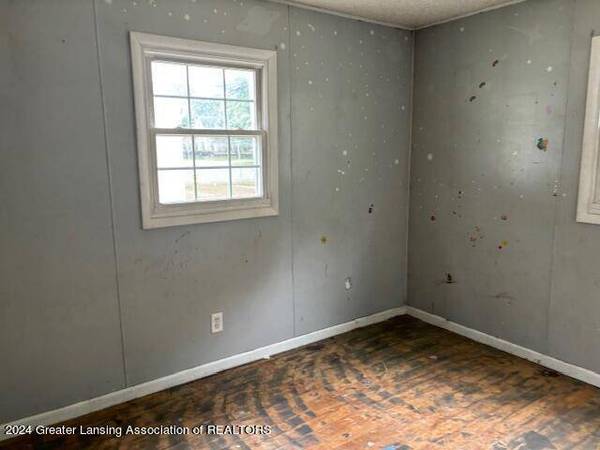 910 N Hickory Street, Owosso, MI 48867, Owosso, MI 48867