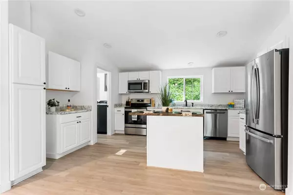 20 Marissa Lane, Mccleary, WA 98557