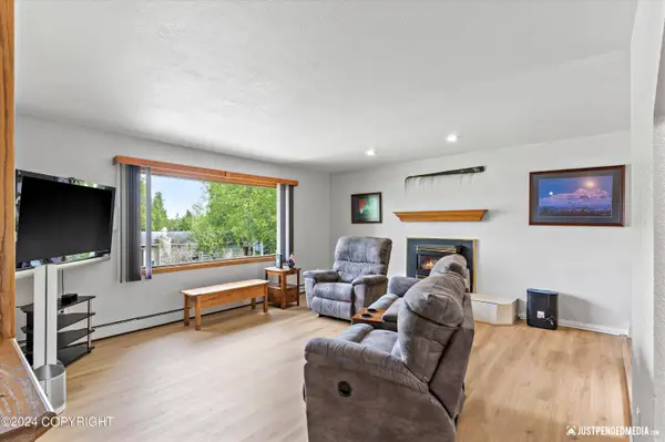 1920 Jarvis AVE, Anchorage, AK 99515