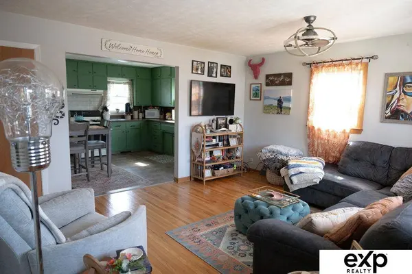 5309 Weir Street, Omaha, NE 68117