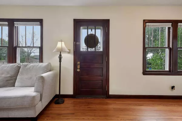 5010 Main ST E, Maple Plain, MN 55359