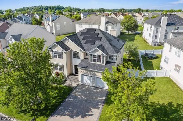 91 Timberhill Dr, Franklin Twp., NJ 08823