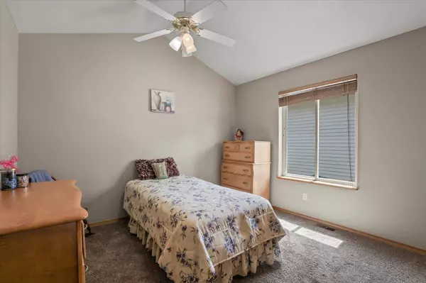 5711 S Pony Ct, Spokane, WA 99224