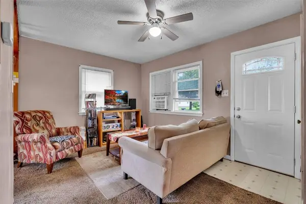 1315 22nd Avenue SW, Cedar Rapids, IA 52404