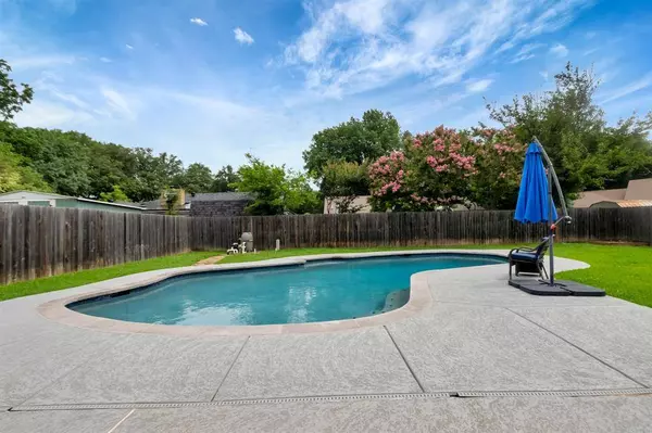 4009 Chestnut Street, Fort Worth, TX 76137