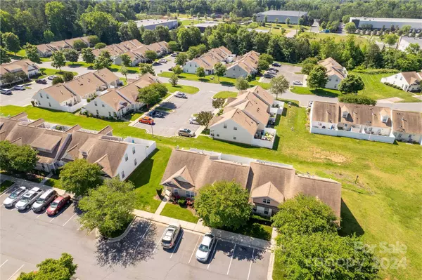 1433 Jasper Ridge DR, Fort Mill, SC 29707