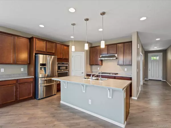 10997 Unity LN, Commerce City, CO 80022