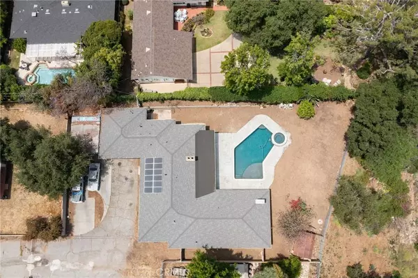 1848 N Altadena DR, Pasadena, CA 91107