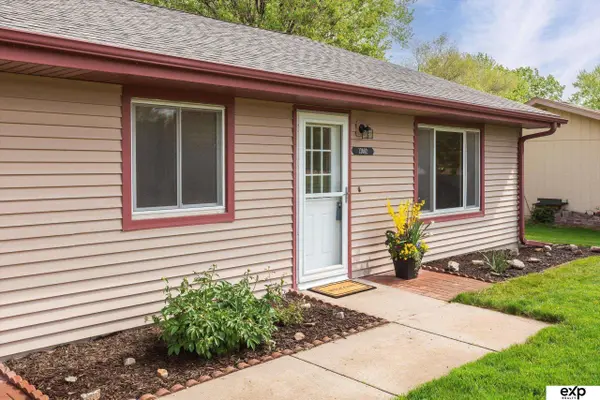 13402 Slayton Street, Omaha, NE 68138