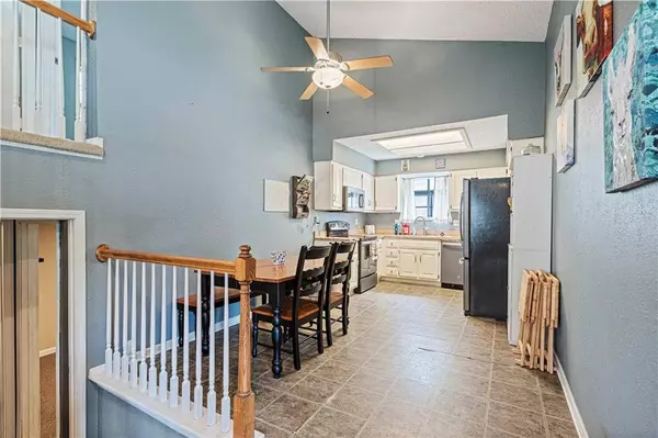 9707 W 49TH ST, Merriam, KS 66203