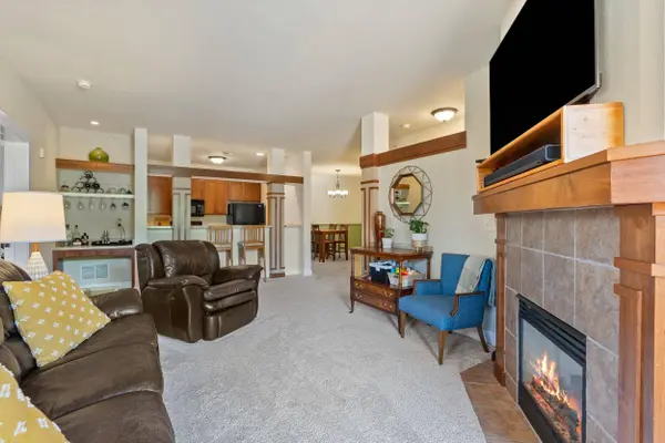 15295 W Library Unit 201, New Berlin, WI 53151