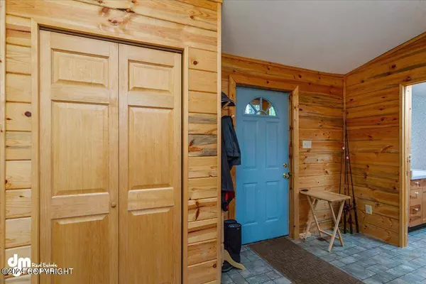 4700 W Beverly Lake RD, Wasilla, AK 99623