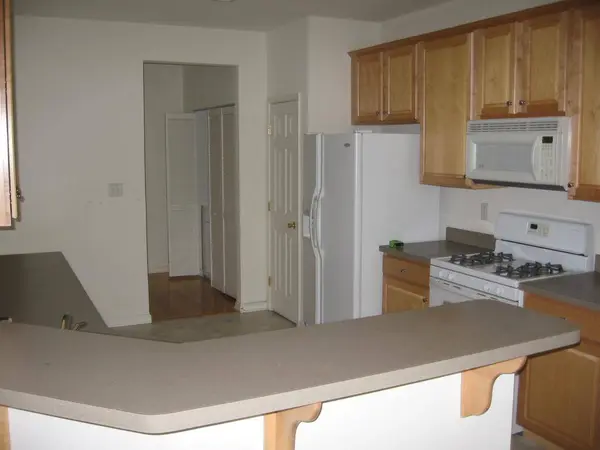 91 Timberhill Dr, Franklin Twp., NJ 08823