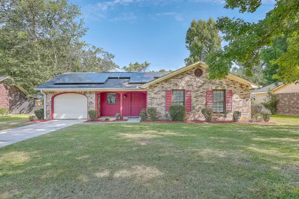 3426 Smoketree Ct, North Charleston, SC 29420