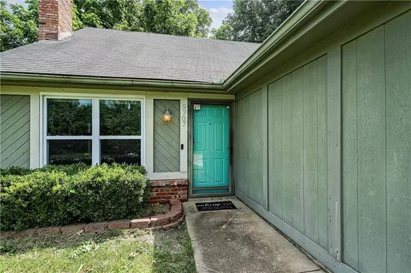 9707 W 49TH ST, Merriam, KS 66203